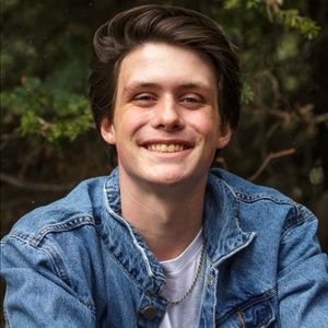 Meet your Posher, Alexander